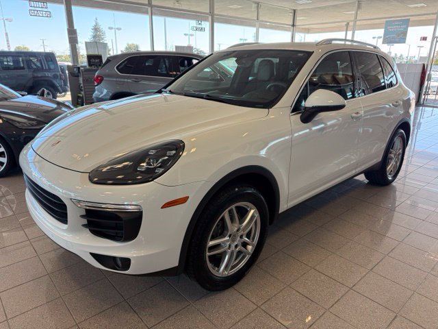 Used 2016 Porsche Cayenne AWD/4WD image 7