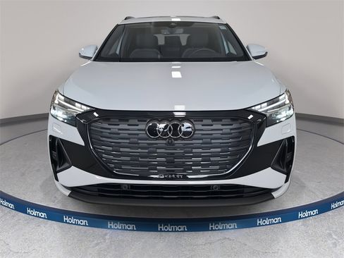 New 2026 Audi Q4 e-tron Premium Plus image 3