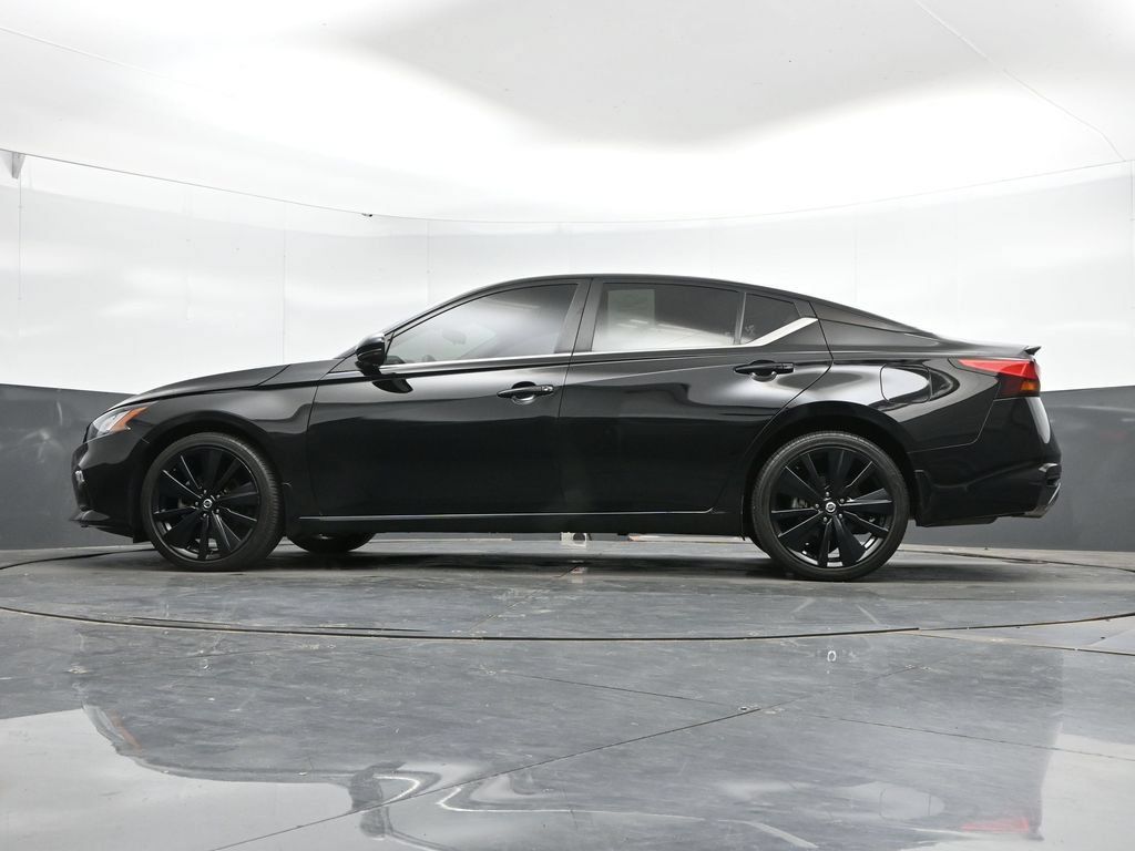 Used 2022 Nissan Altima 2.5 SR w/ Midnight Edition Package AWD/4WD image 46