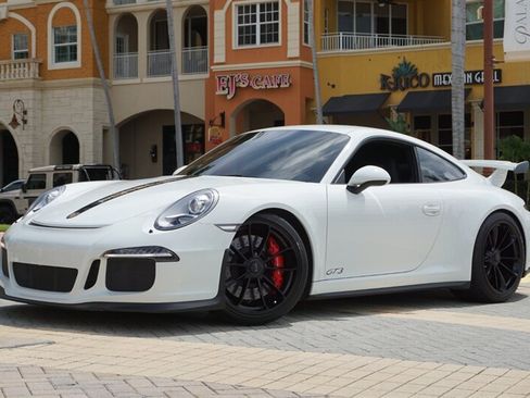 Used 2015 Porsche 911 GT3 RWD image 9