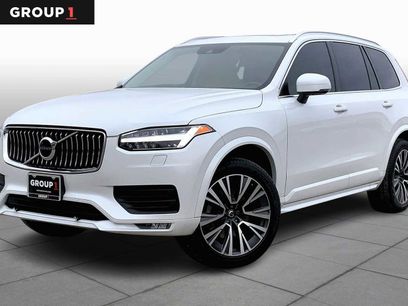 Used 2021 Volvo XC90 T5 Momentum w/ Climate Package