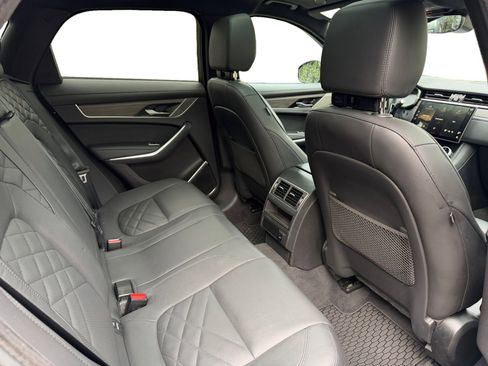 Used 2023 Jaguar F-PACE S AWD/4WD image 20