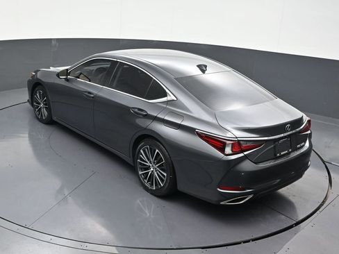 Used 2022 Lexus ES 350 w/ Premium Package image 17