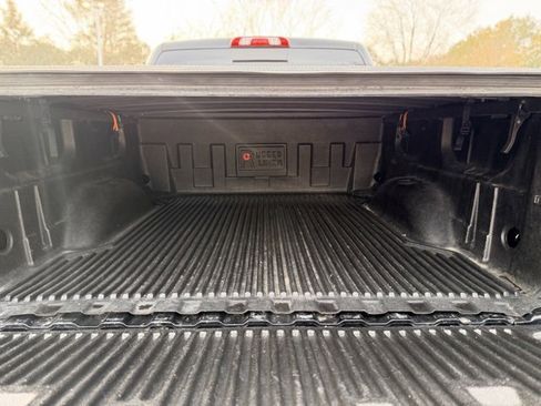 Used 2017 Chevrolet Silverado 1500 LT w/ All Star Edition image 25