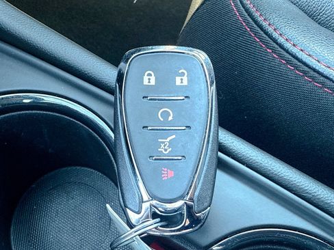 Certified 2023 Chevrolet Equinox RS w/ RS Leather Package AWD/4WD image 49