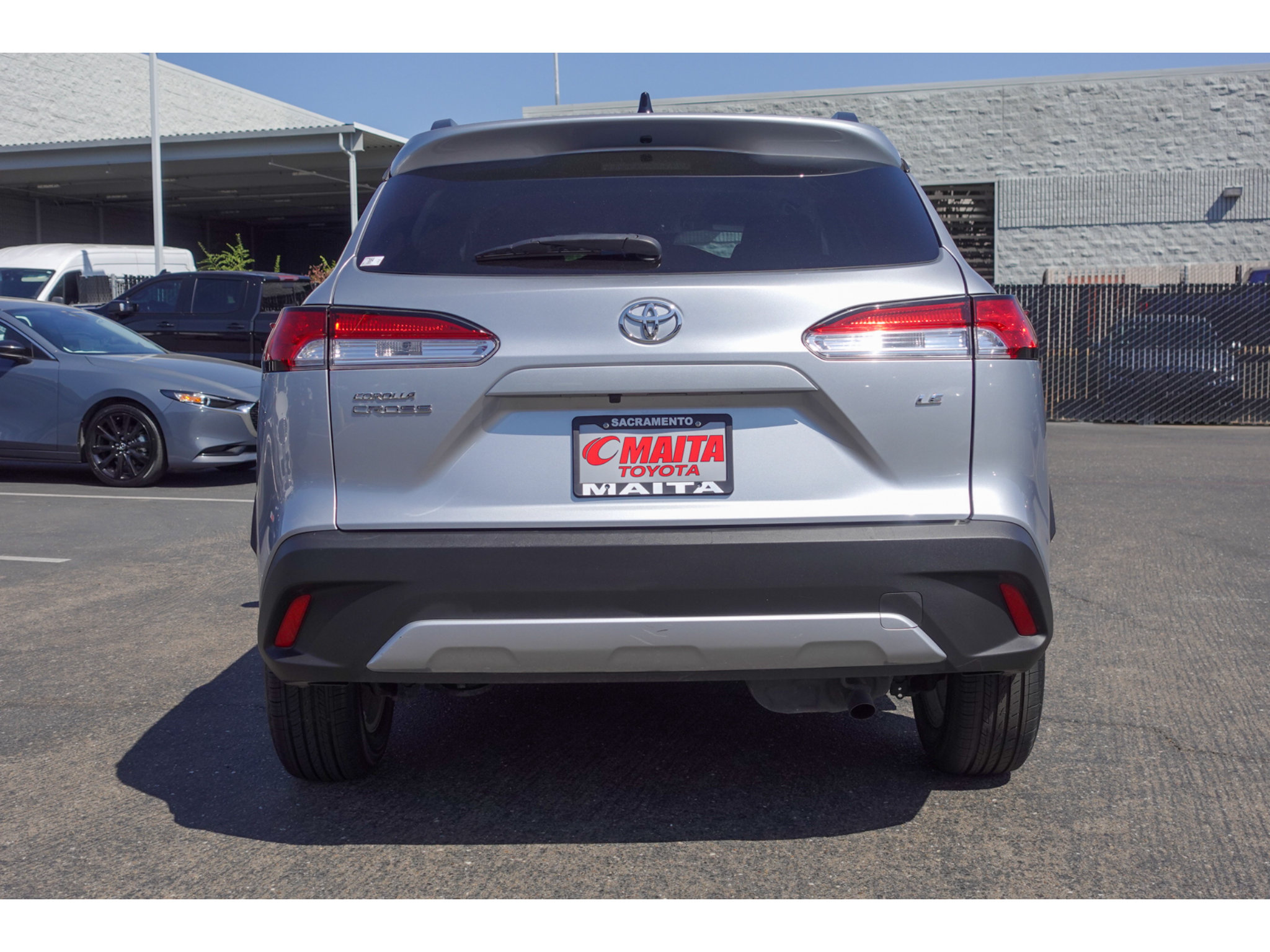 Certified 2025 Toyota Corolla Cross LE FWD image 4