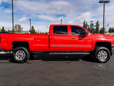 Used 2015 Chevrolet Silverado 2500 LTZ w/ Duramax Plus Package image 7