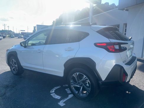 Certified 2025 Subaru Crosstrek 2.0i Premium AWD/4WD image 2