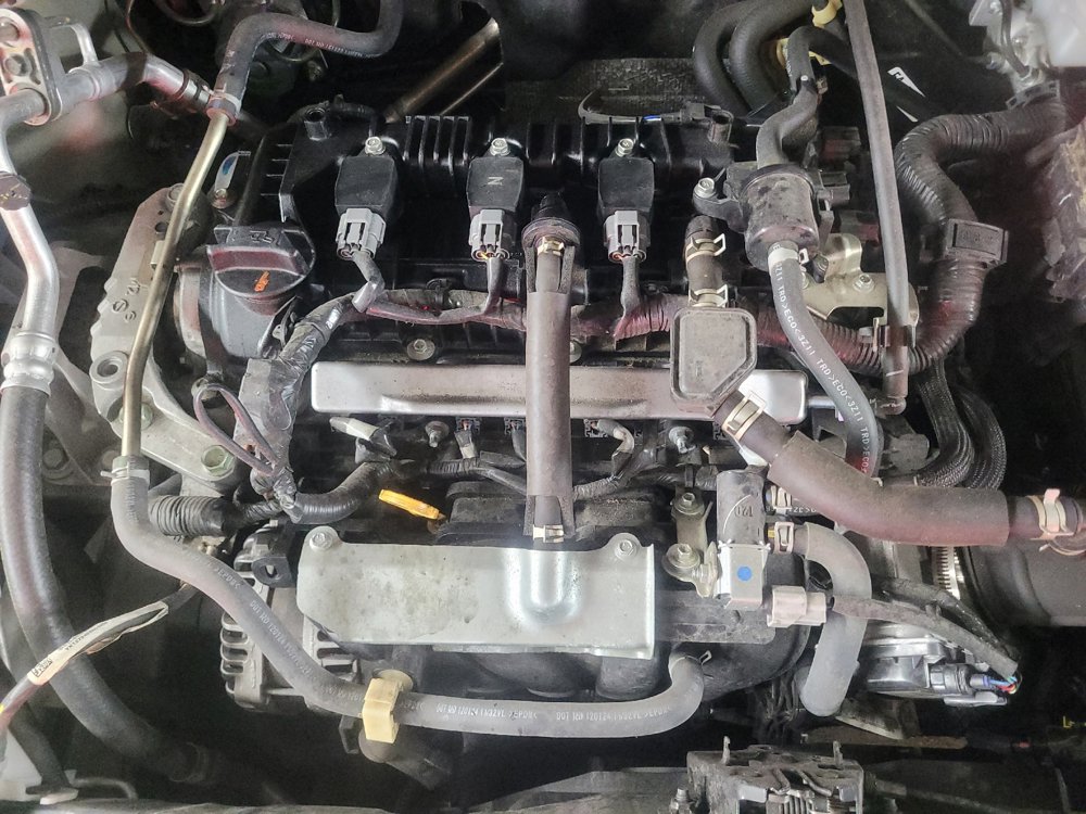 Used 2024 Nissan Versa SV FWD image 30