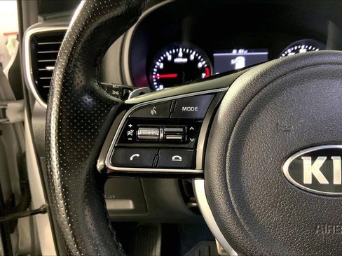 Certified 2022 Kia Sportage SX image 18