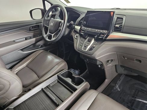 Used 2019 Honda Odyssey Touring image 10