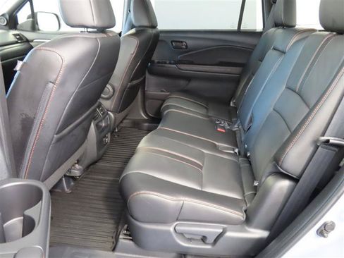 Used 2023 Honda Passport TrailSport image 37