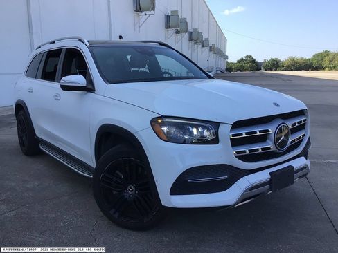 Used 2021 Mercedes-Benz GLS 450 4MATIC image 4