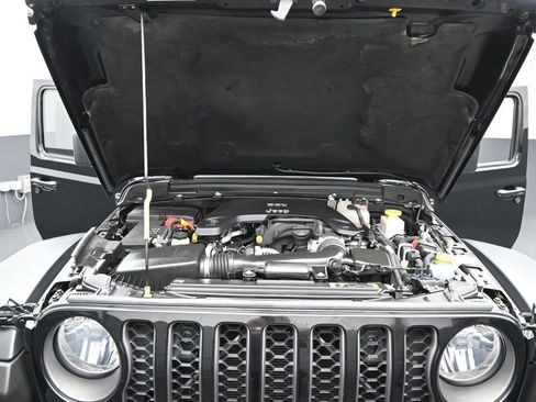 Used 2021 Jeep Gladiator Rubicon AWD/4WD image 35