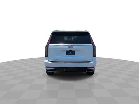 Used 2022 Cadillac Escalade Premium Luxury RWD image 8