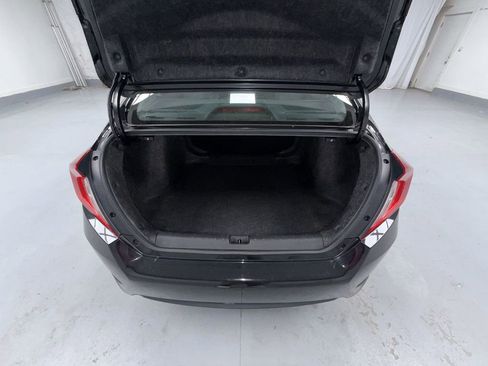 Used 2017 Honda Civic Touring image 16
