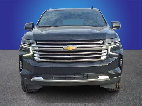 Used 2021 Chevrolet Tahoe High Country w/ Premium Package image 2
