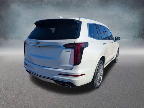 Certified 2024 Cadillac XT6 Premium Luxury w/ Technology Package image 3