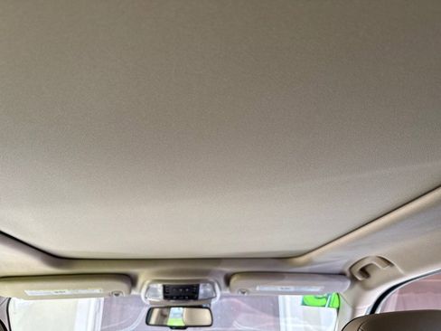 Used 2015 Jeep Grand Cherokee Overland w/ Advanced Technology Group image 35