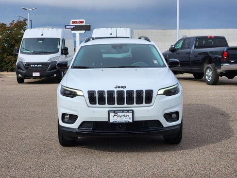 Certified 2023 Jeep Cherokee Altitude Lux image 6