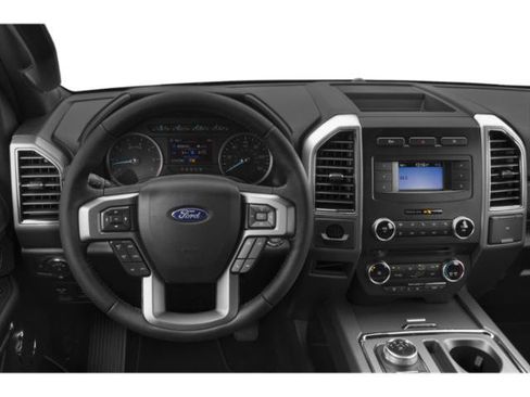 Used 2018 Ford Expedition XLT w/ Equipment Group 201A AWD/4WD image 10