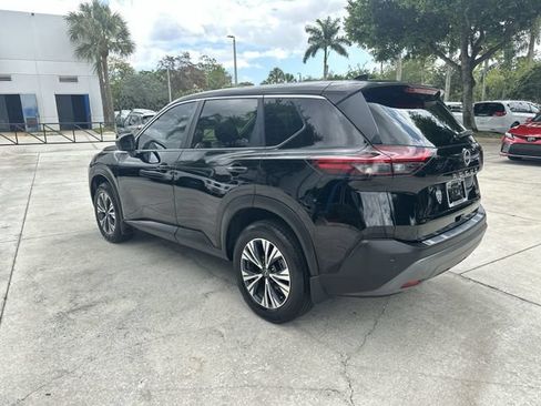 Used 2023 Nissan Rogue SV FWD image 35