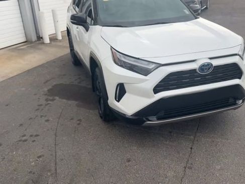Used 2024 Toyota RAV4 XSE AWD/4WD image 4