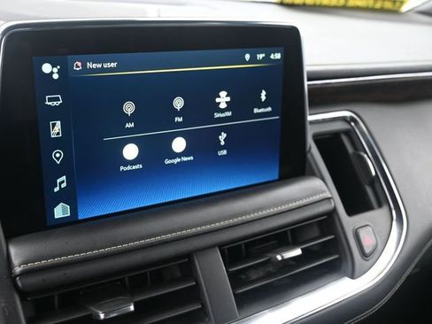 Used 2023 Chevrolet Suburban Premier image 30