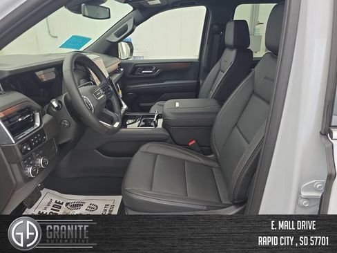 New 2026 GMC Yukon XL Denali w/ Sun & Power Step Package AWD/4WD image 10