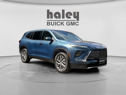 New 2026 Buick Enclave Preferred FWD image 7
