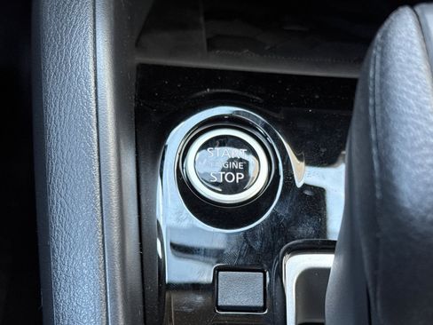 New 2025 Nissan Versa SV w/ Trunk Package image 18