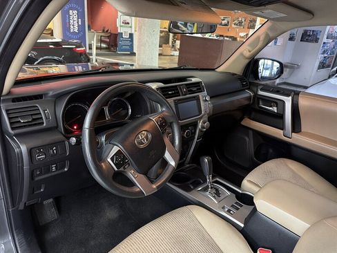Used 2017 Toyota 4Runner SR5 image 11