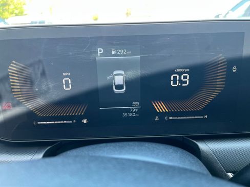 Used 2025 Kia K4 FWD image 41