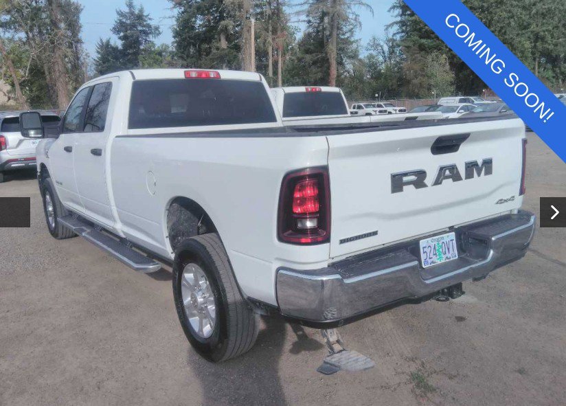 Used 2026 RAM 2500 Big Horn AWD/4WD image 2