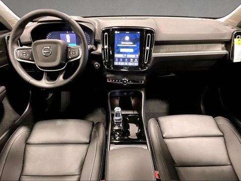 New 2026 Volvo XC40 B5 Plus w/ Climate Package AWD/4WD image 5