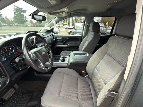 Used 2017 Chevrolet Silverado 1500 LT w/ All Star Edition AWD/4WD image 9