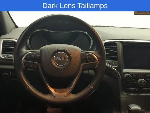 Used 2018 Jeep Grand Cherokee Altitude AWD/4WD image 20