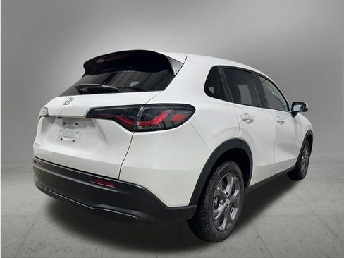 New 2026 Honda HR-V LX image 5