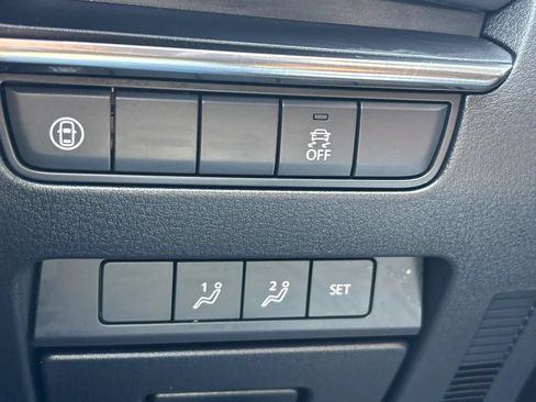 Used 2019 MAZDA MAZDA3 Hatchback w/ Preferred Package FWD image 59