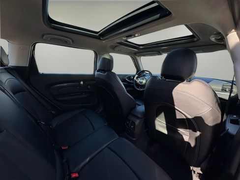 Used 2017 MINI Cooper Clubman S image 27