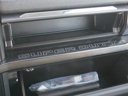 Used 2023 Ford F250 Lariat image 42