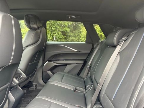 Certified 2024 Cadillac Lyriq Sport image 14