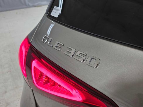 Used 2020 Mercedes-Benz GLE 350 4MATIC image 16