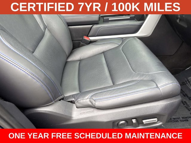 Used 2023 Toyota Sequoia Platinum AWD/4WD image 10
