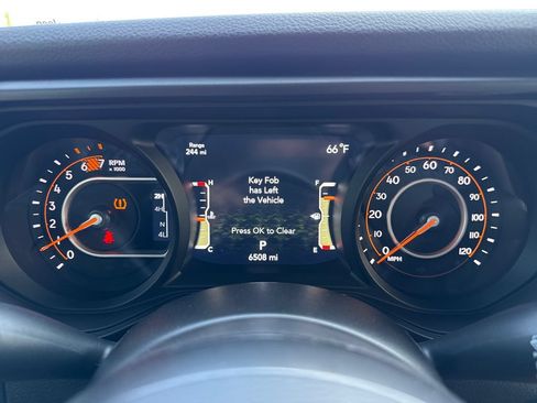Used 2026 Jeep Wrangler Unlimited Sport AWD/4WD image 18