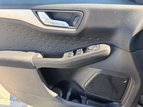 Used 2020 Ford Escape SE AWD/4WD image 9