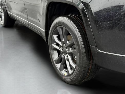 New 2026 Jeep Grand Cherokee Limited AWD/4WD image 33