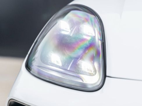 Certified 2020 Porsche Cayenne Turbo image 18