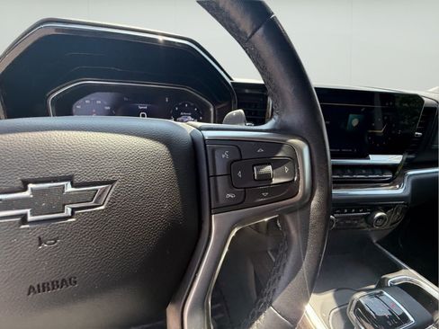 Used 2023 Chevrolet Silverado 1500 RST AWD/4WD image 17