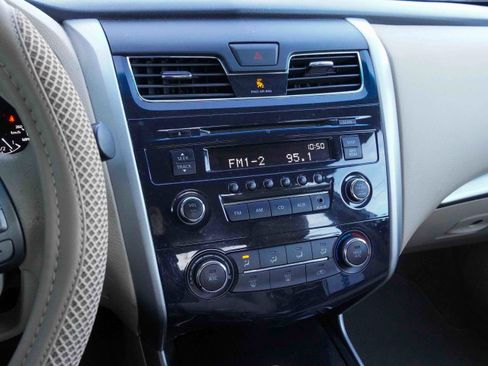 Used 2014 Nissan Altima 2.5 S image 24